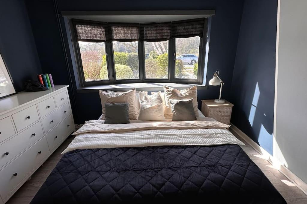Formby, Spacious True Bungalow Steps From Beach Exteriör bild